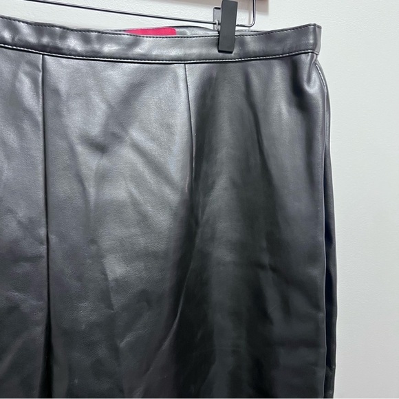 Y2K Un Deux Trois Black High Rise Faux Leather Straight Leg Pants Grommet Detail - Picture 5 of 11